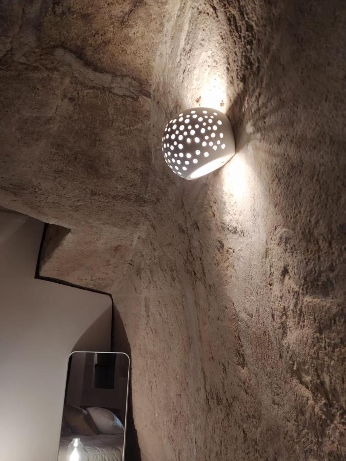 Palazzo Lombardi Cave & Suite Matera Rum bild